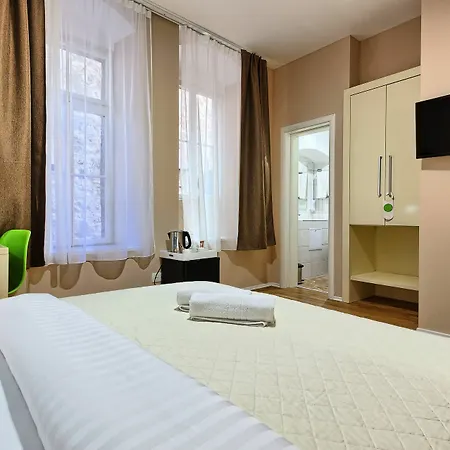 Konukevi Urban Ii**** 4*
